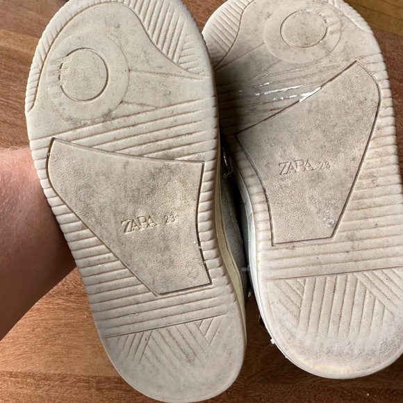 Zara Iridescent Toddler Hi Top Sneakers size 6.5 - Picture 2 of 6